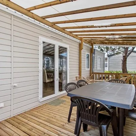 Mobil 3 Equipé Camping *